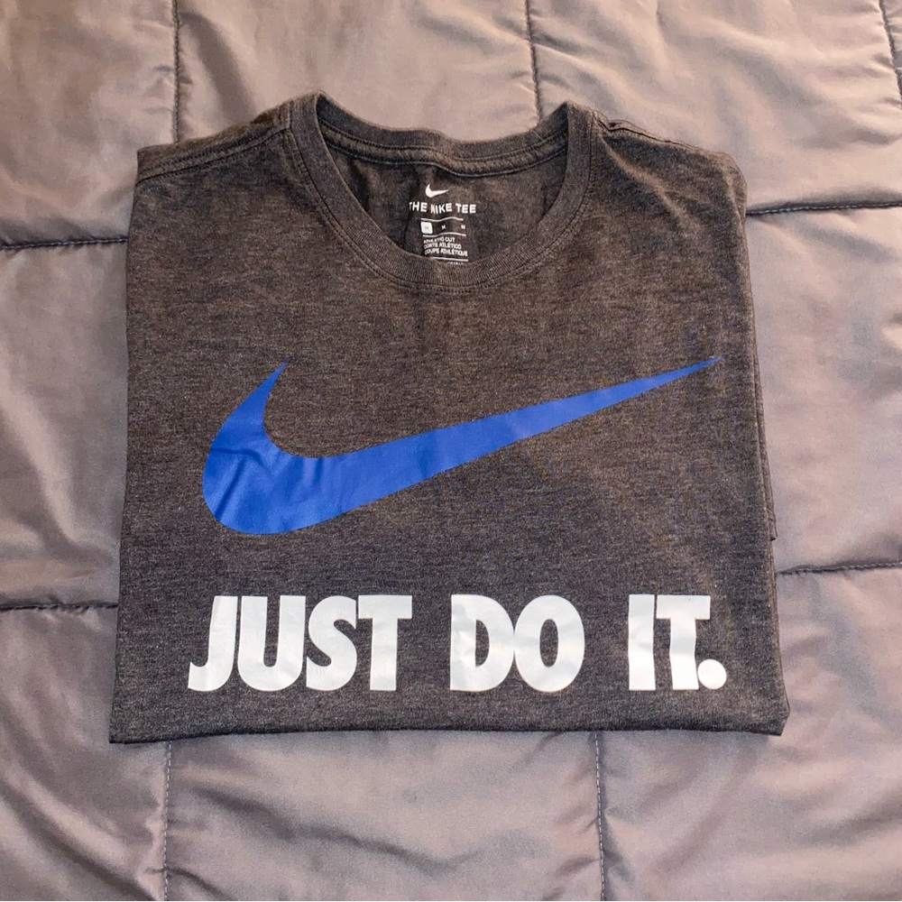 Nike Just Do It T-Shirt 💙